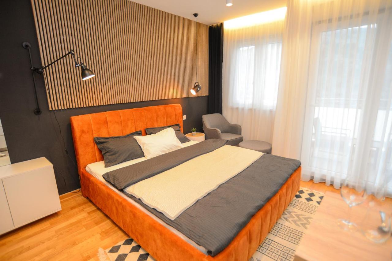 פודגוריצה Design Apartment Near Gorica Park מראה חיצוני תמונה