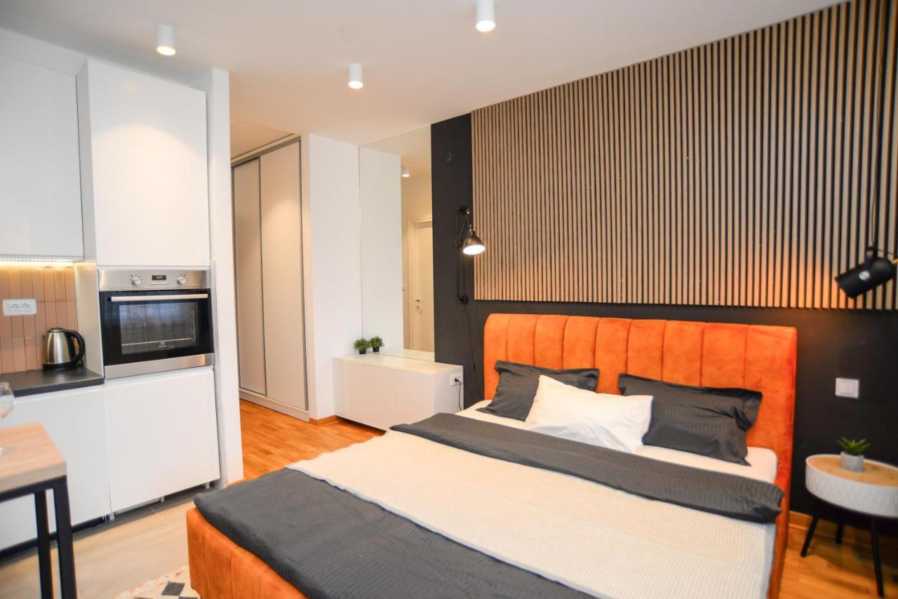 פודגוריצה Design Apartment Near Gorica Park מראה חיצוני תמונה